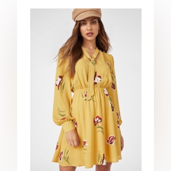 Justfab Long Sleeve Mustard Yellow Floral Dress Size XL - Picture 1 of 4